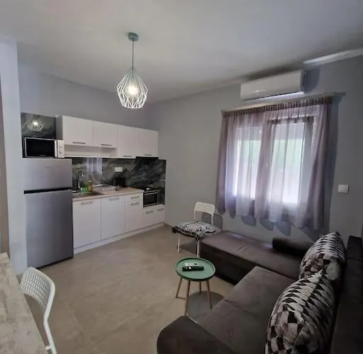 Brand New 90m From The Sea 40m2 Apartamento
